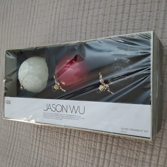Jason Wu Glass Ornament Set  of 3. - Picture 2 of 16